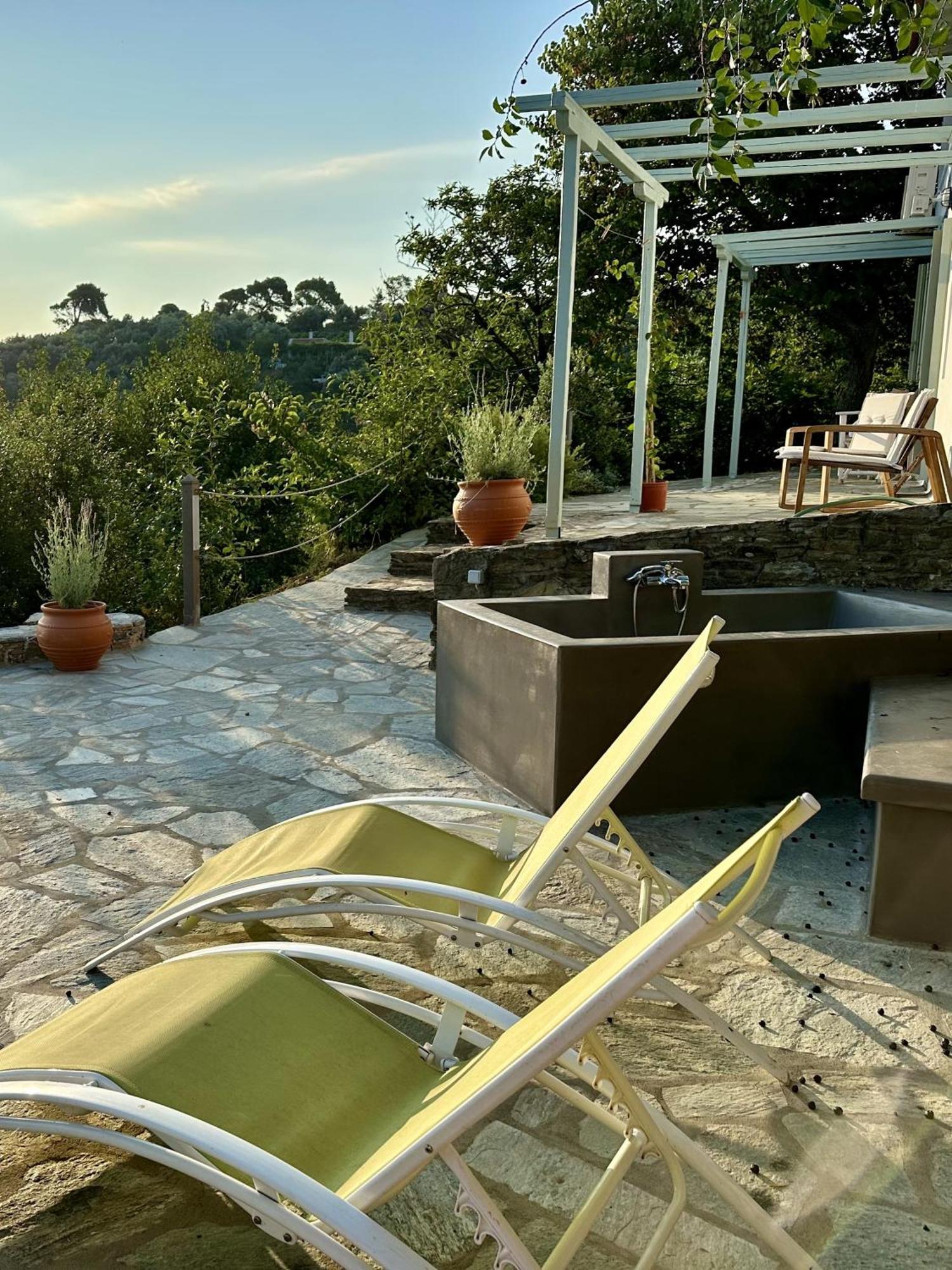 Olive Mill Cottage Skopelos Exterior foto
